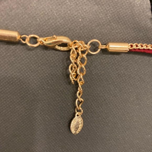 Necklace by Ali Khan New York. Beautiful. Pre Owned. Excellent Condition. - Picture 11 of 17